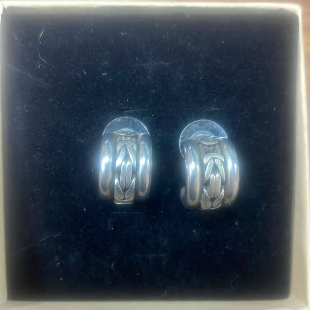Lois Hill hoop earrings